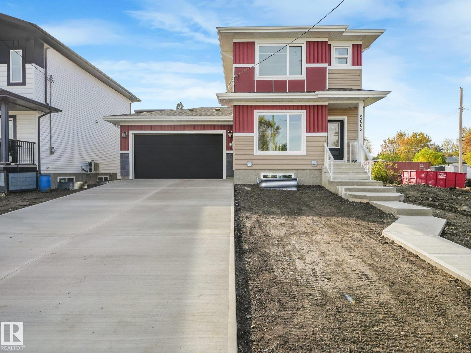 5003 51 Av Property Photo 4