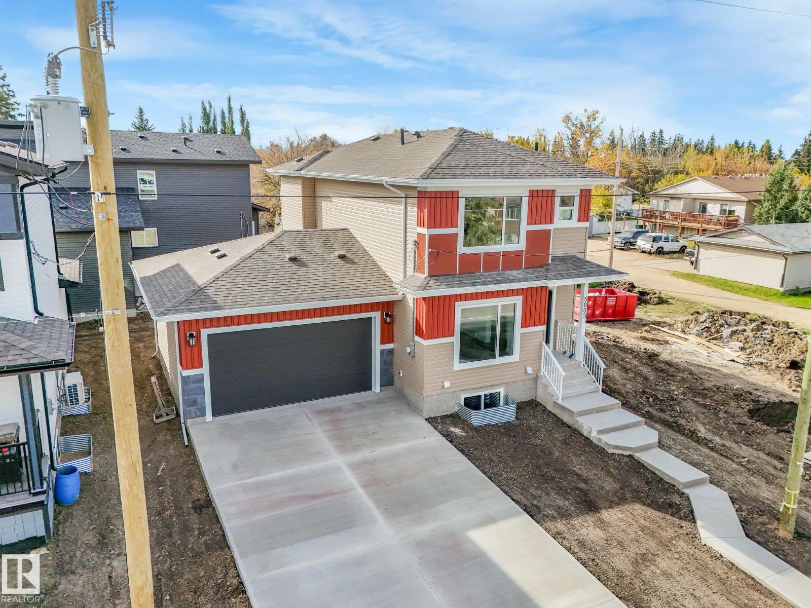 5003 51 Av Property Photo 13