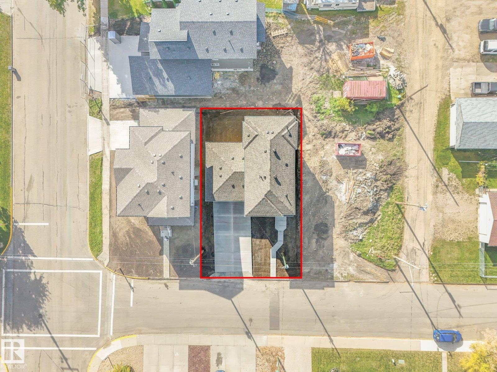 5003 51 Av Property Photo 18