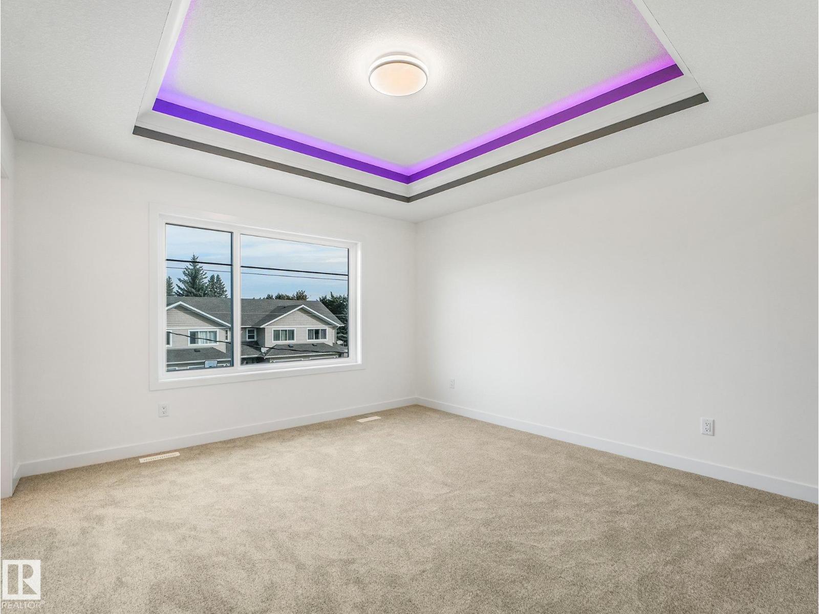 5003 51 Av Property Photo 48