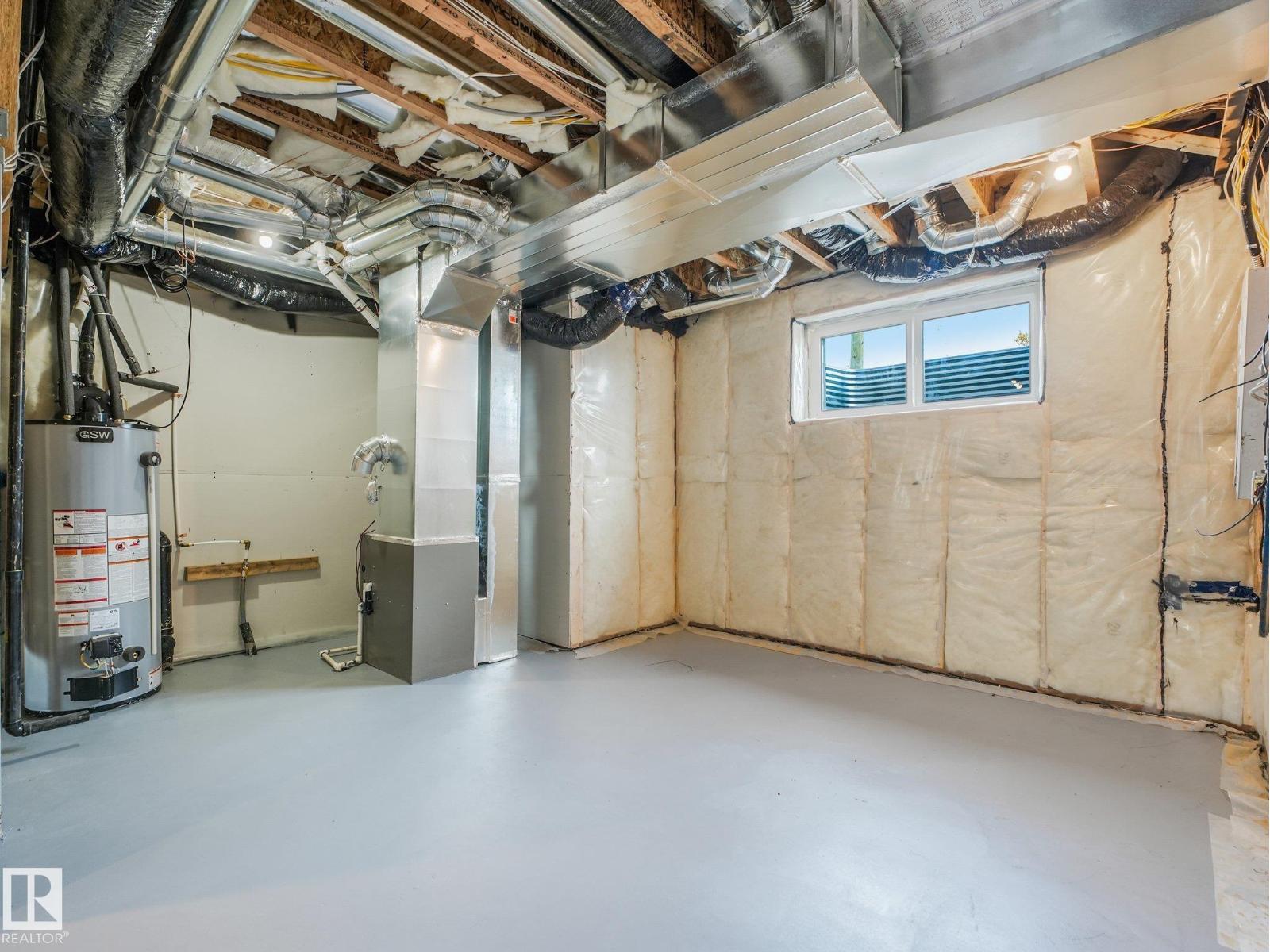 5003 51 Av Property Photo 66