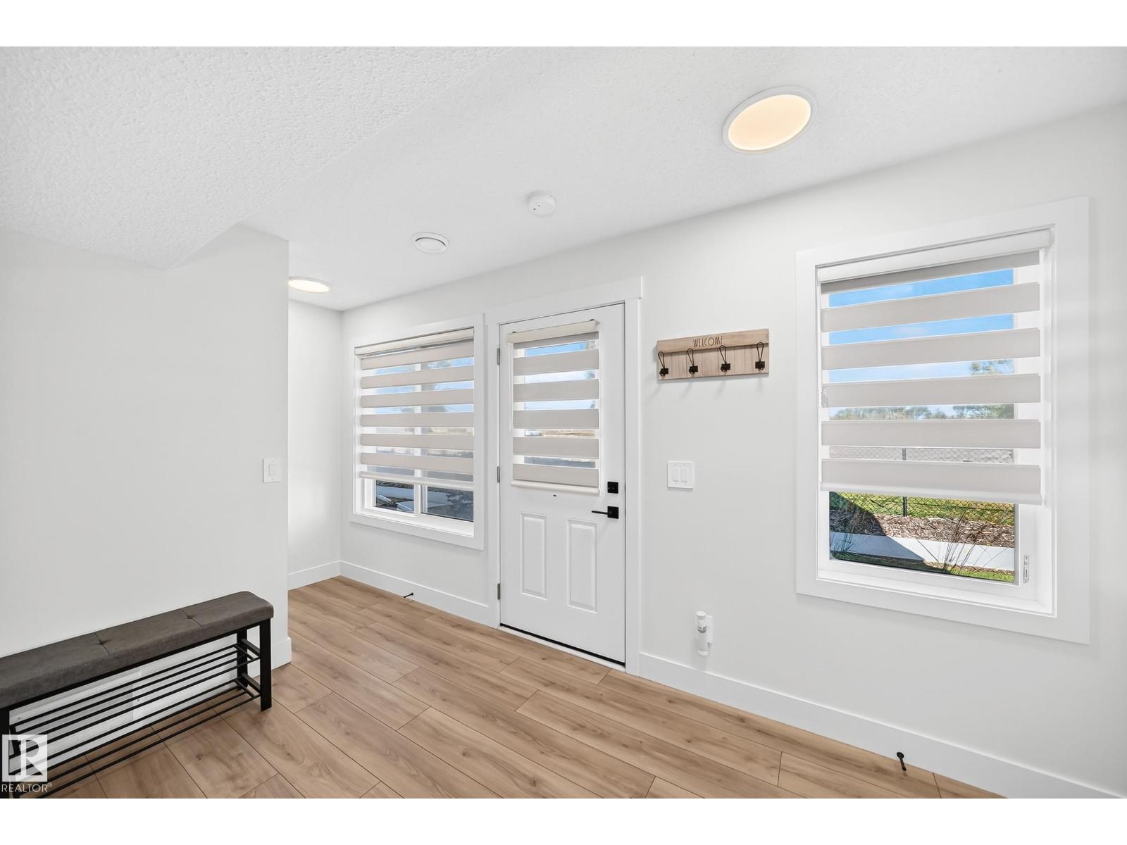 #70 16335 84 St Nw Property Photo 3