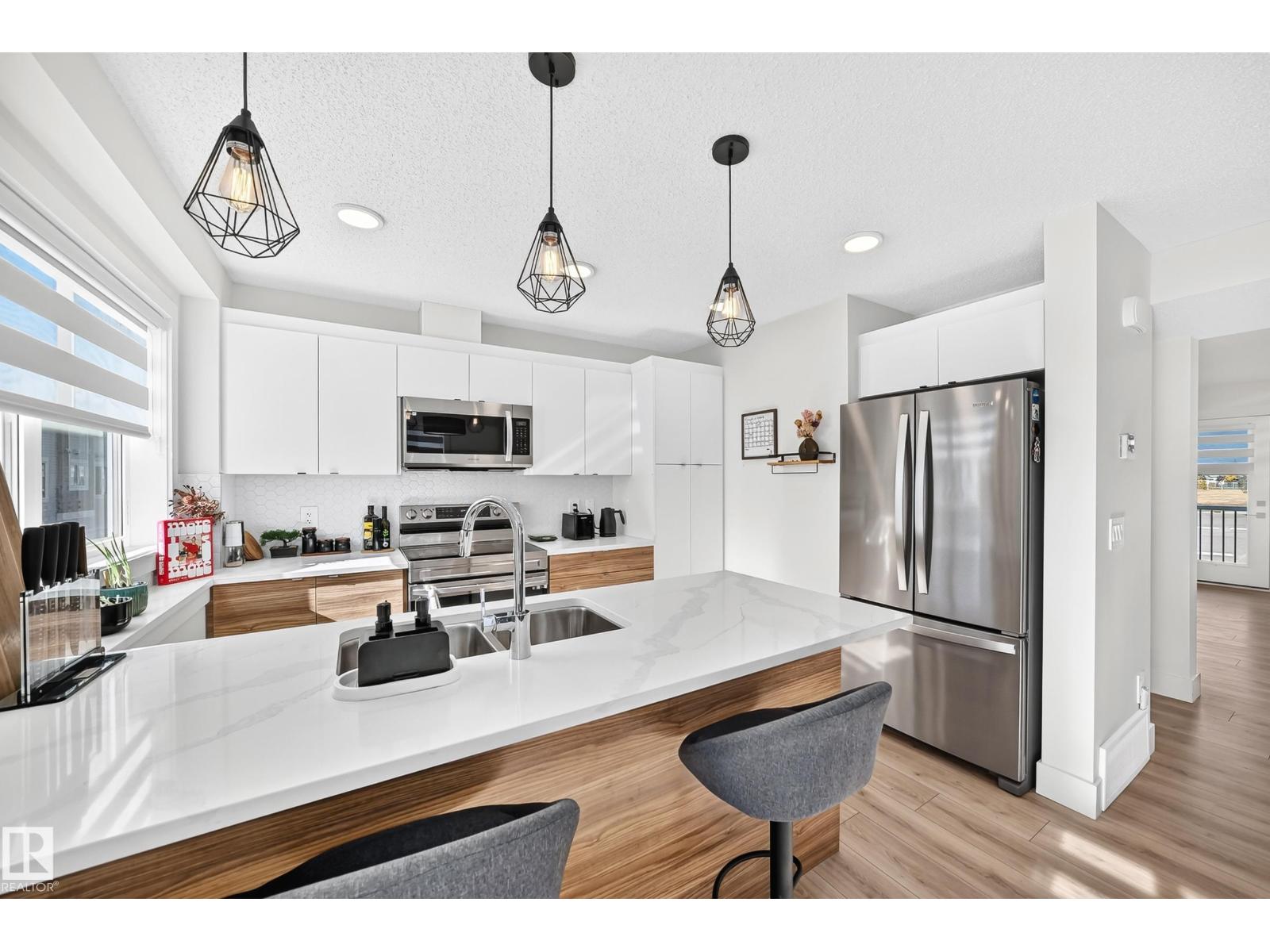 #70 16335 84 St Nw Property Photo 6