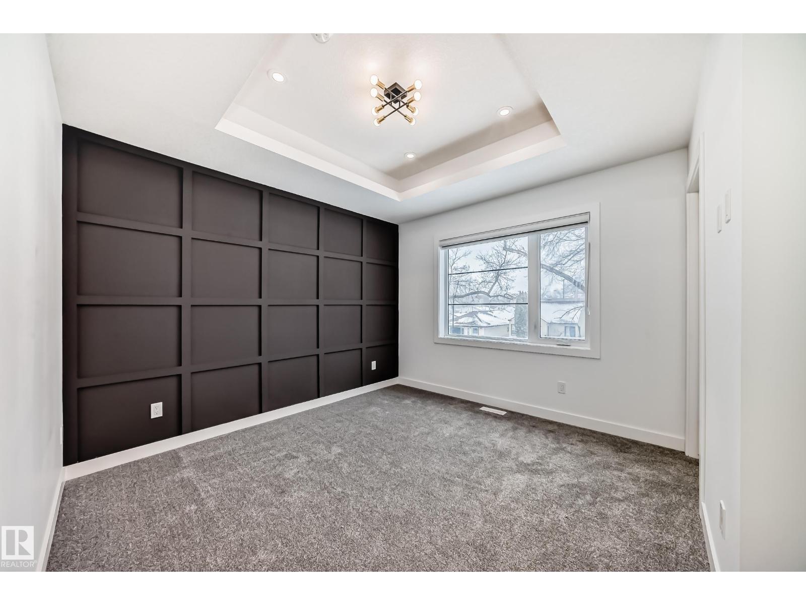11519 & 11521 67 St Nw Property Photo 20