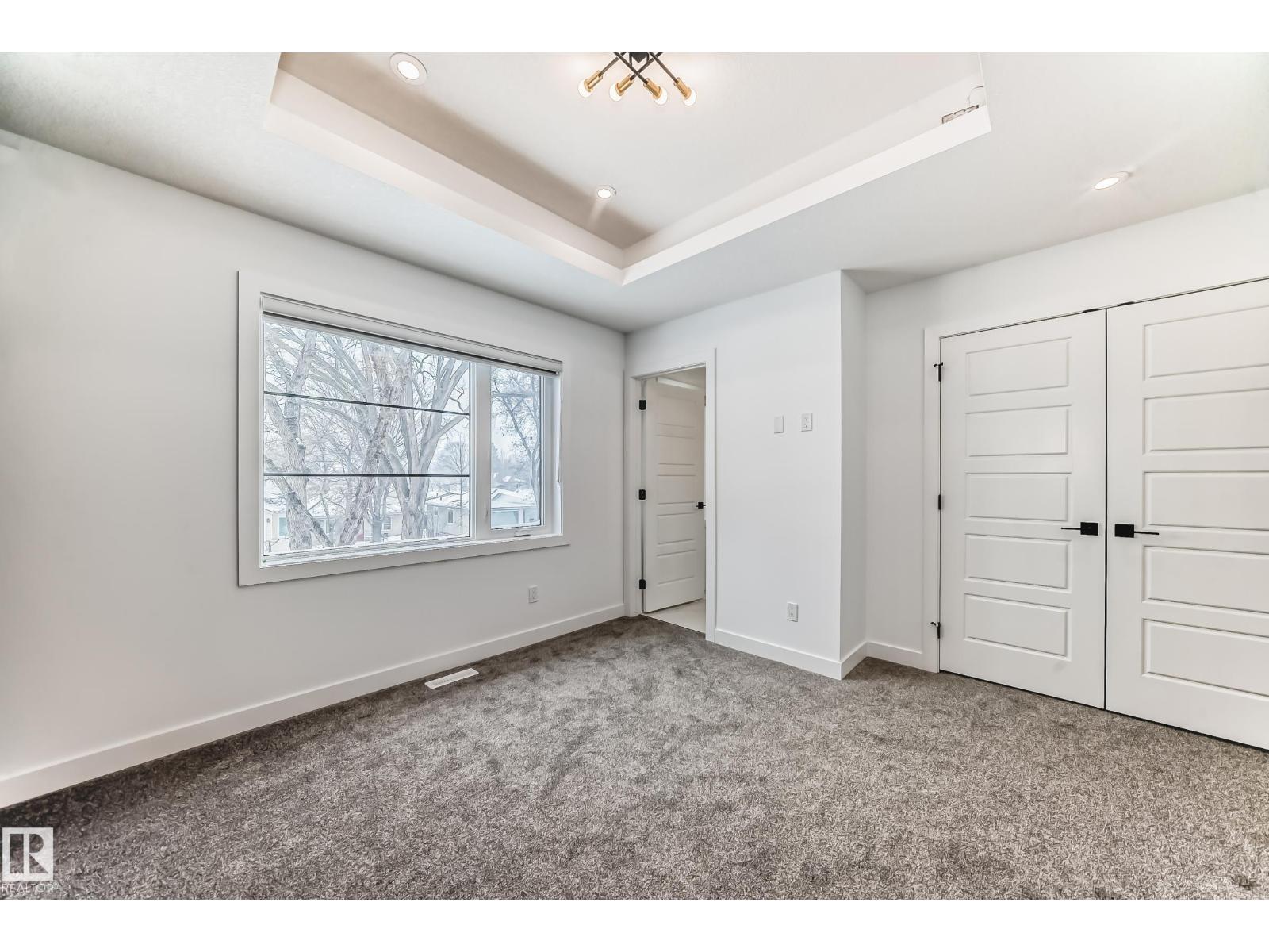 11519 & 11521 67 St Nw Property Photo 21