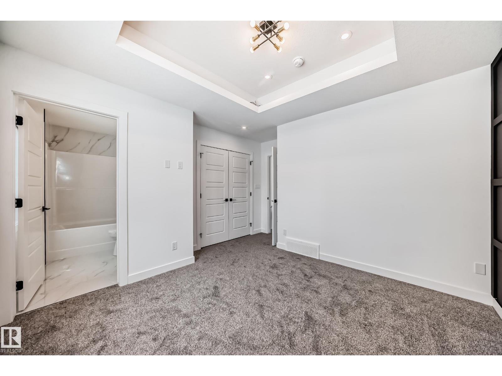 11519 & 11521 67 St Nw Property Photo 22