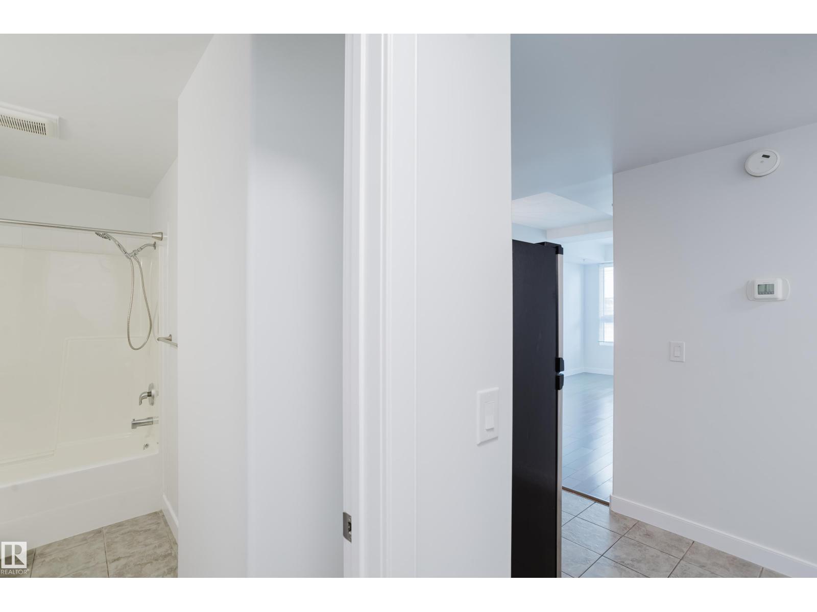 #1603 9939 109 St Nw Property Photo 7