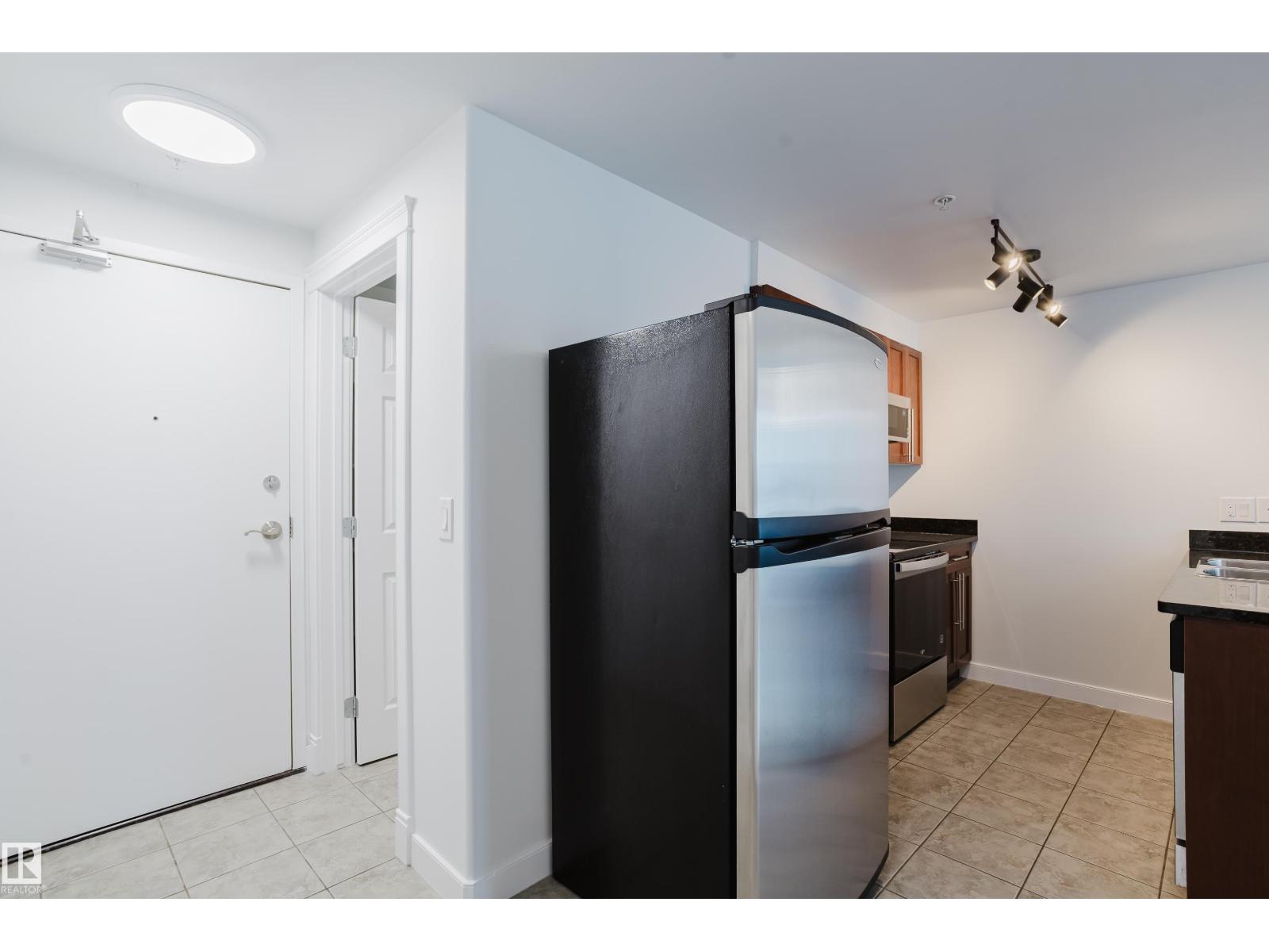 #1603 9939 109 St Nw Property Photo 15