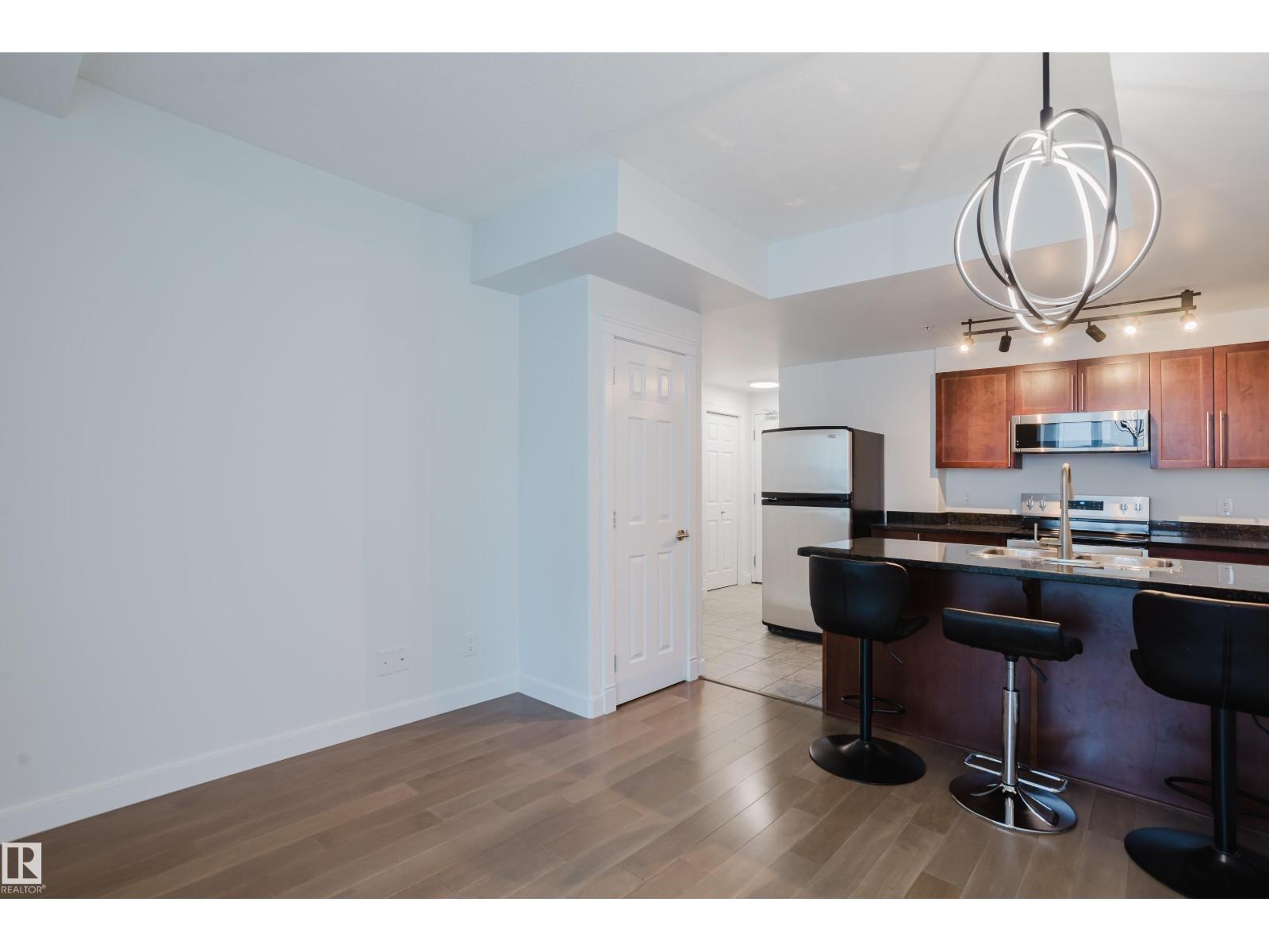 #1603 9939 109 St Nw Property Photo 21