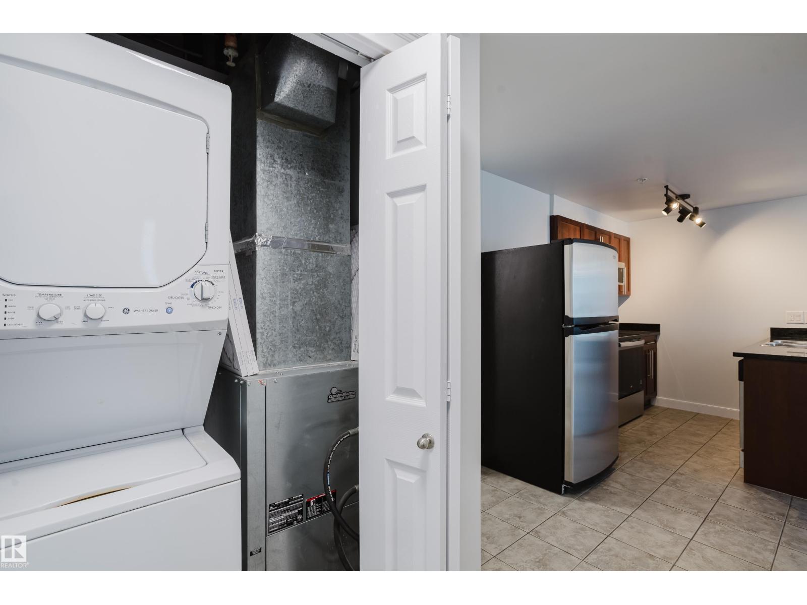 #1603 9939 109 St Nw Property Photo 26