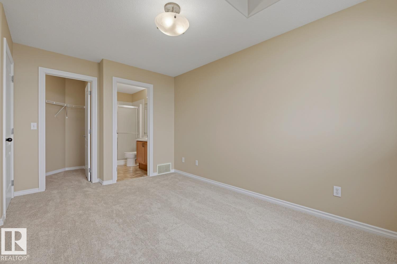 11612 11 Av Sw Property Photo 15