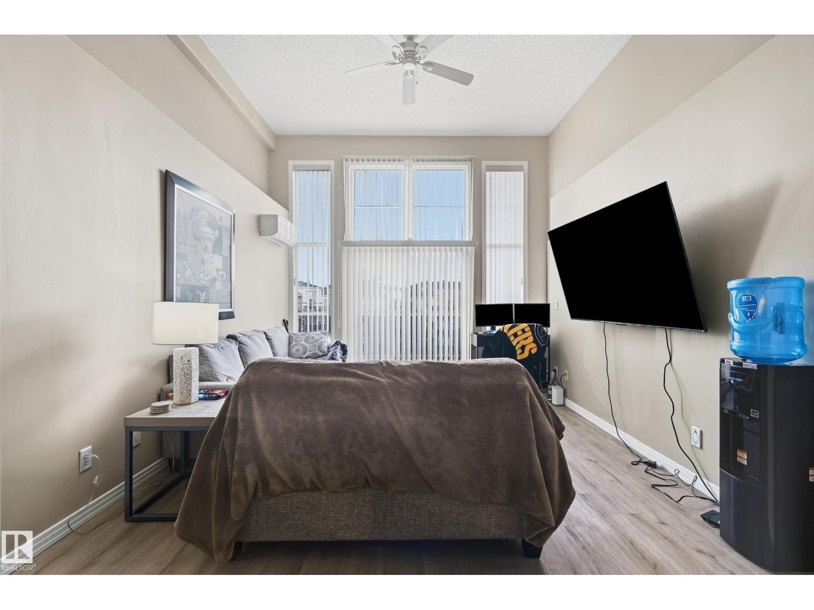 #429 9704 174 St Nw Property Photo 11