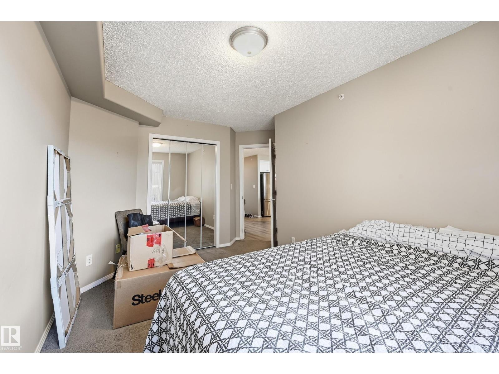 #429 9704 174 St Nw Property Photo 17