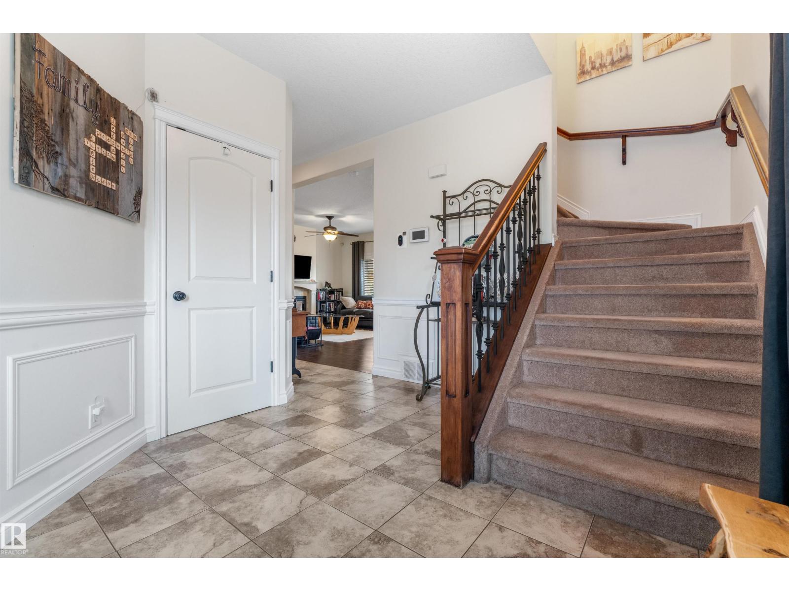 1240 Westerra Cr Property Photo 8