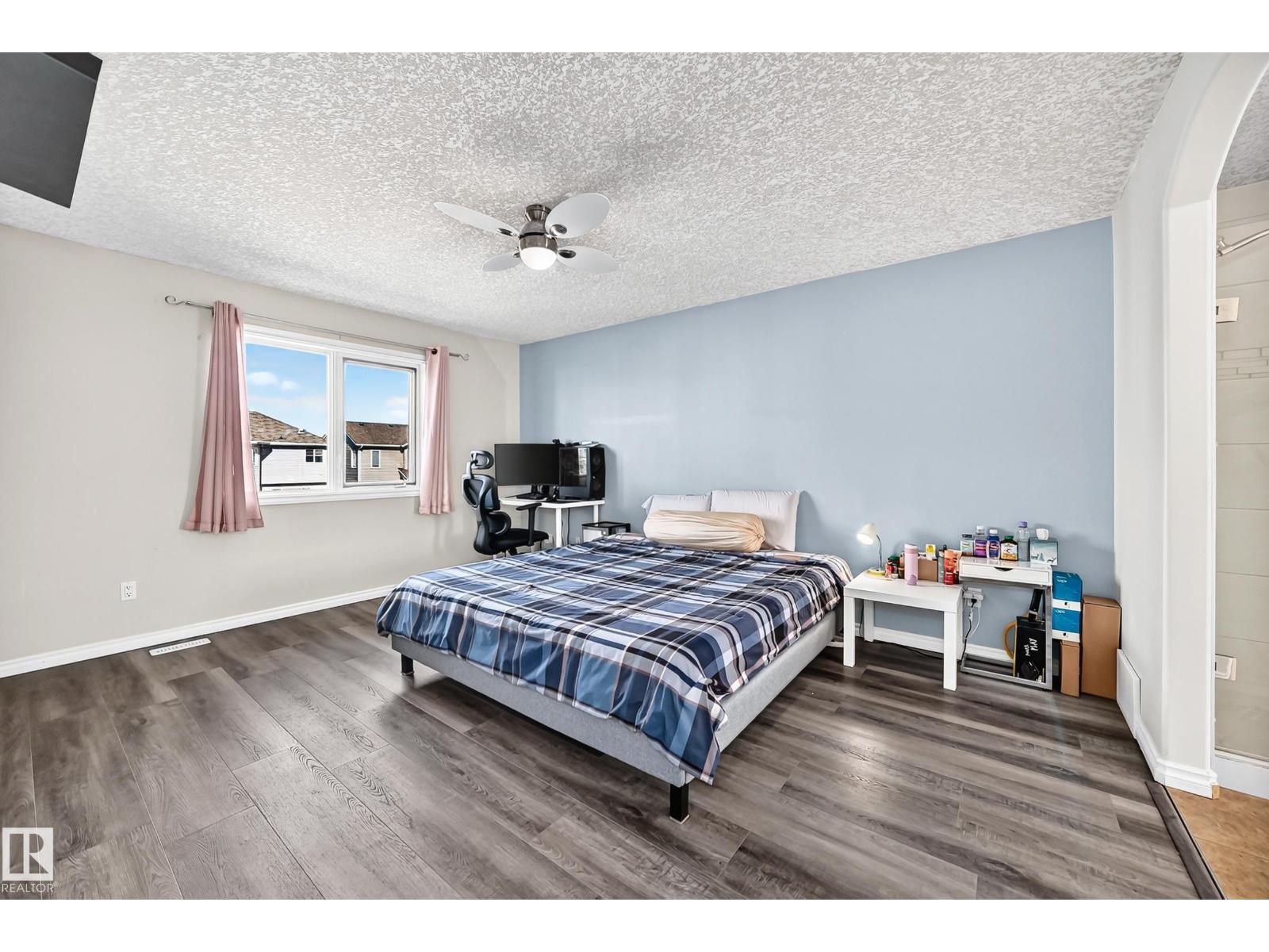 11832 173 Av Nw Property Photo 36