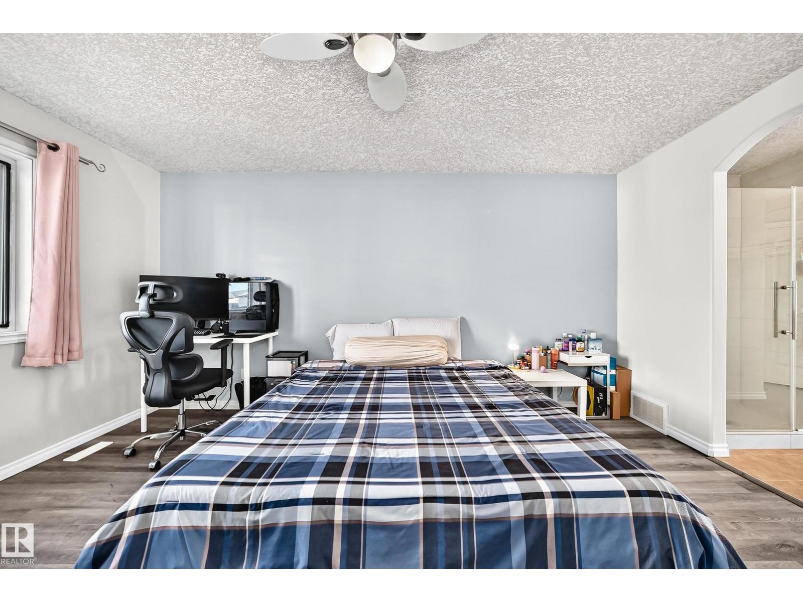 11832 173 Av Nw Property Photo 37