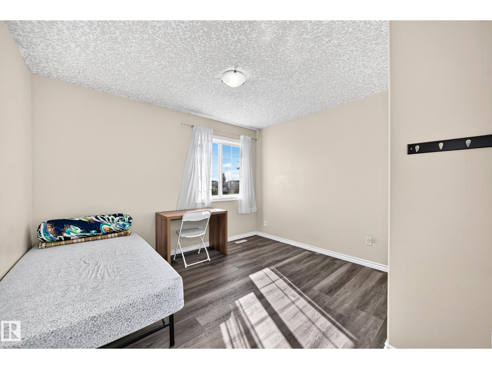 11832 173 Av Nw Property Photo 42