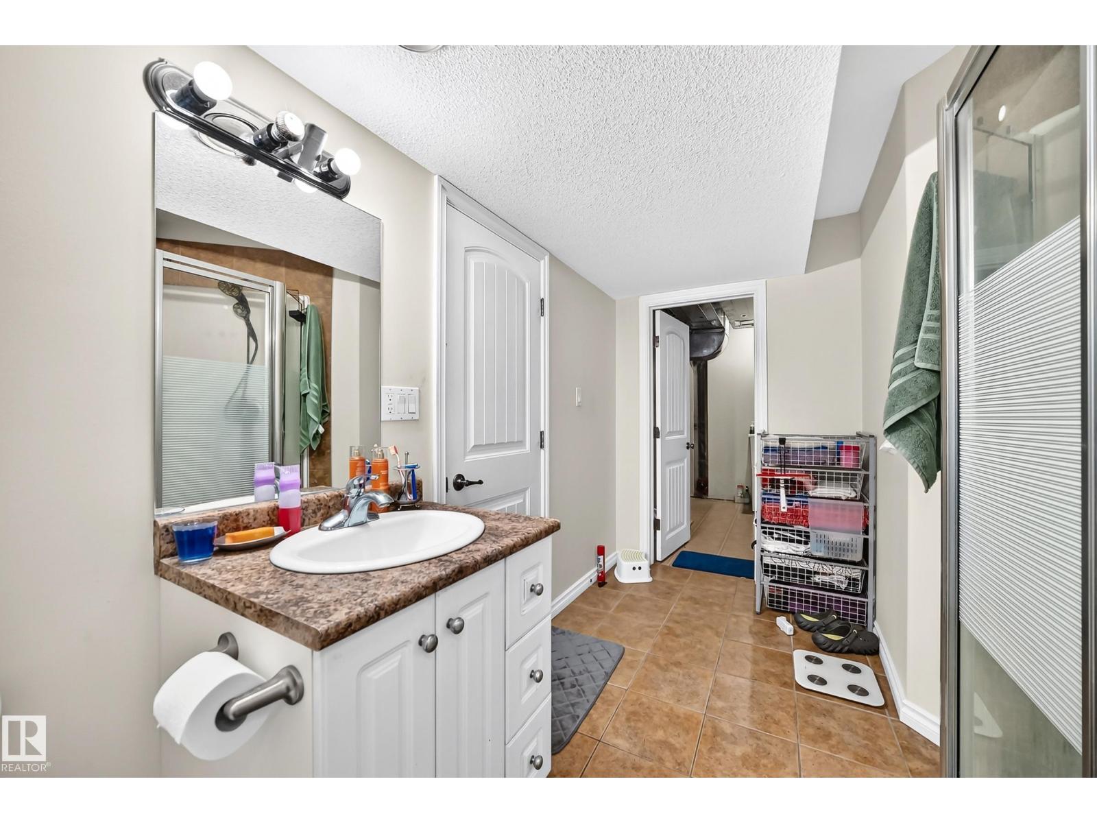 11832 173 Av Nw Property Photo 52