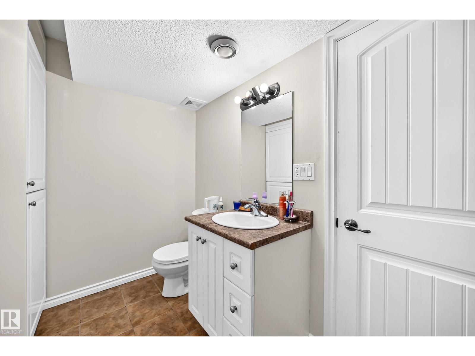 11832 173 Av Nw Property Photo 53