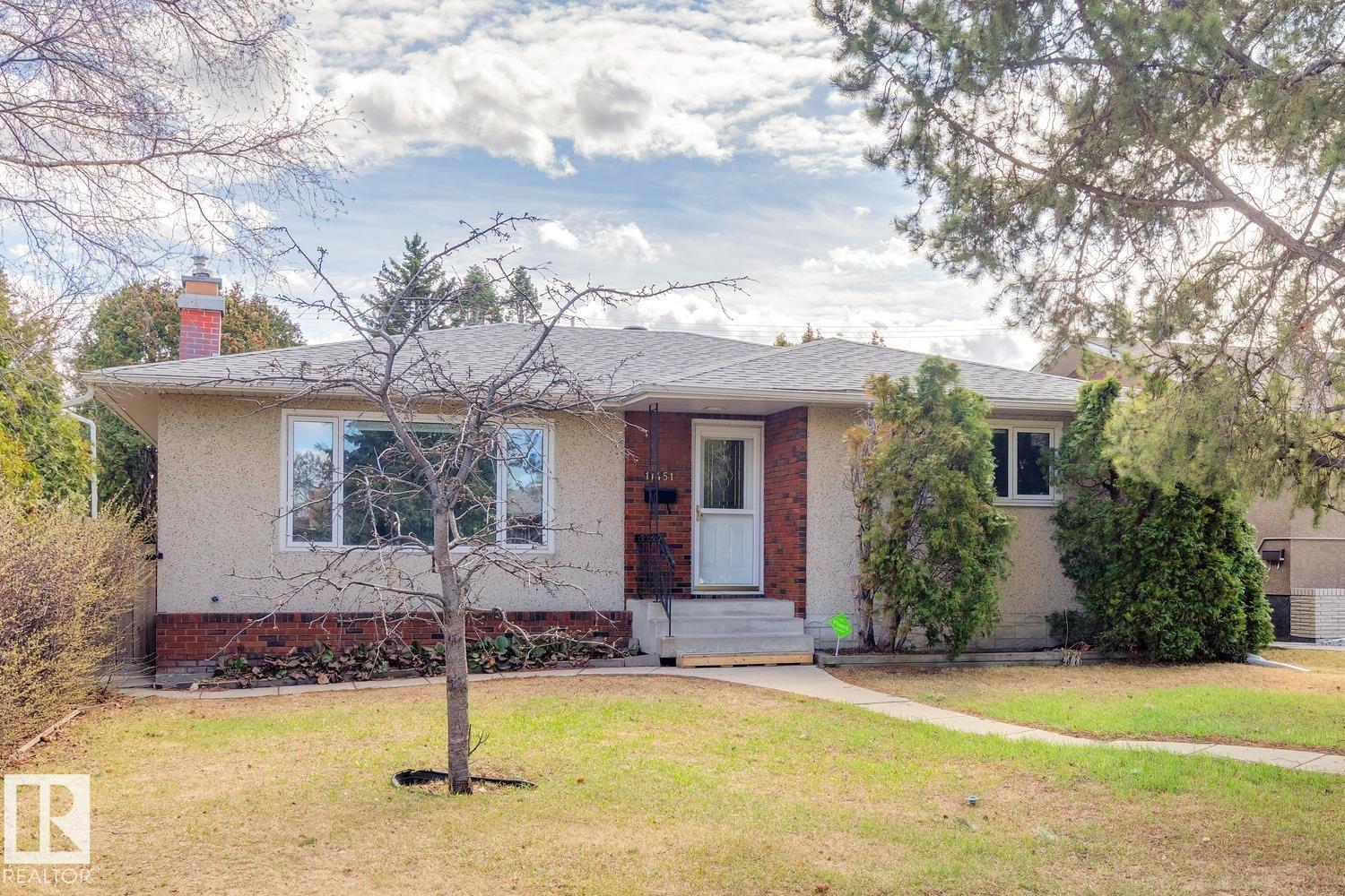 11451 48 Av Nw Property Photo 1