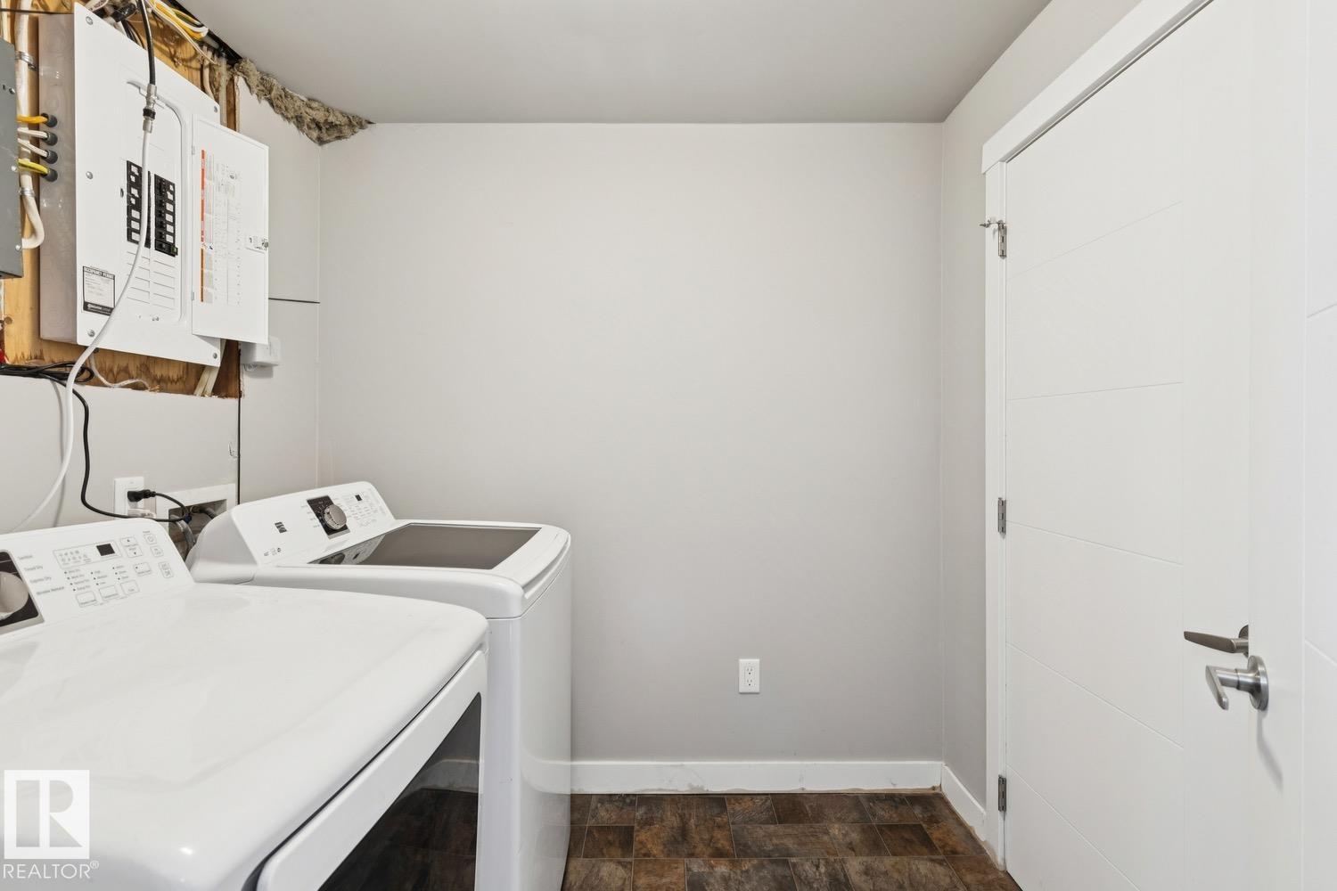 11451 48 Av Nw Property Photo 18