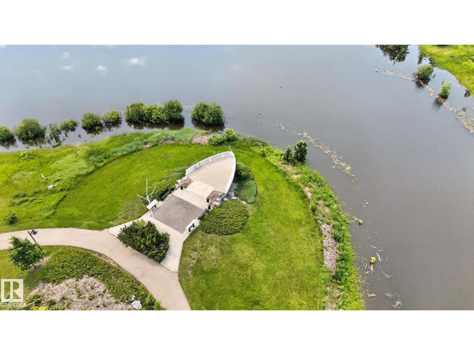 #90 2560 Pegasus Bv Nw Property Photo 8