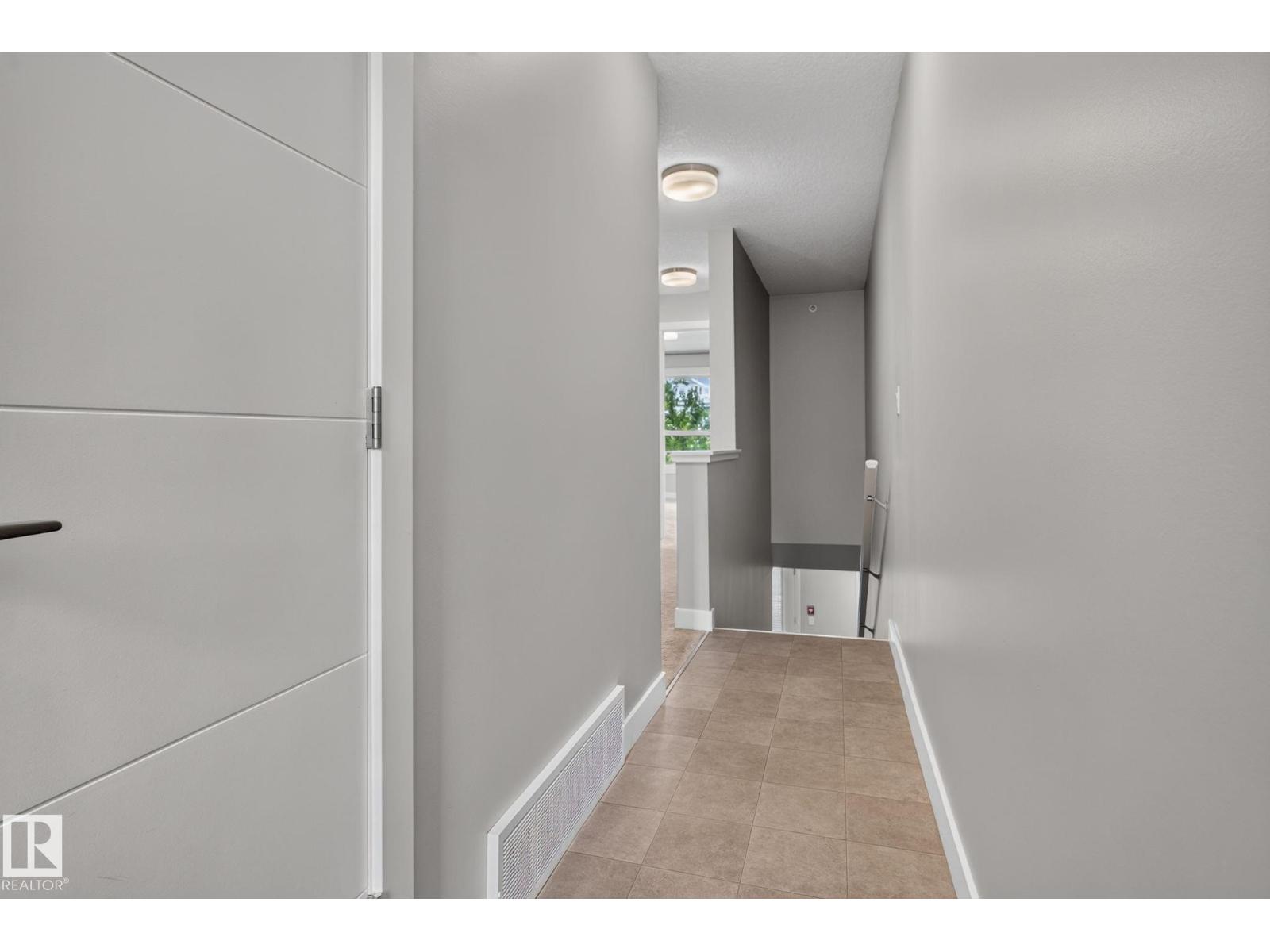 #90 2560 Pegasus Bv Nw Property Photo 16