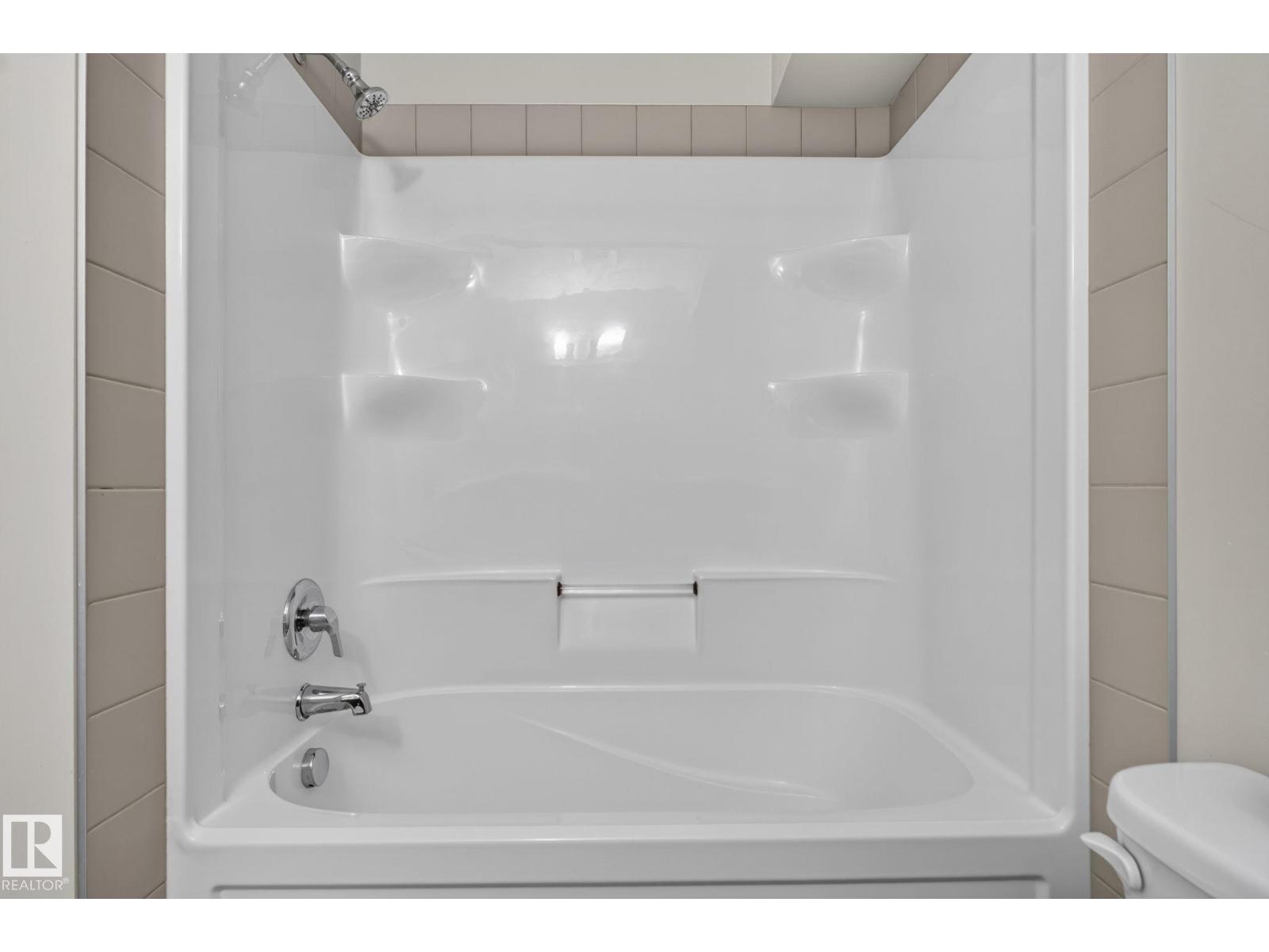 #90 2560 Pegasus Bv Nw Property Photo 22