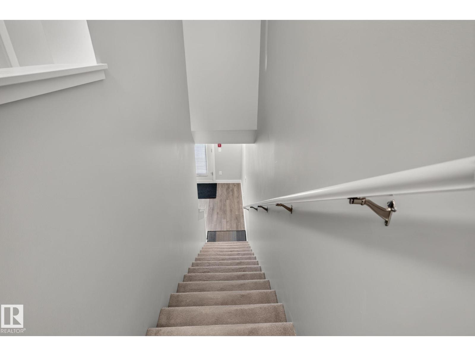 #90 2560 Pegasus Bv Nw Property Photo 27