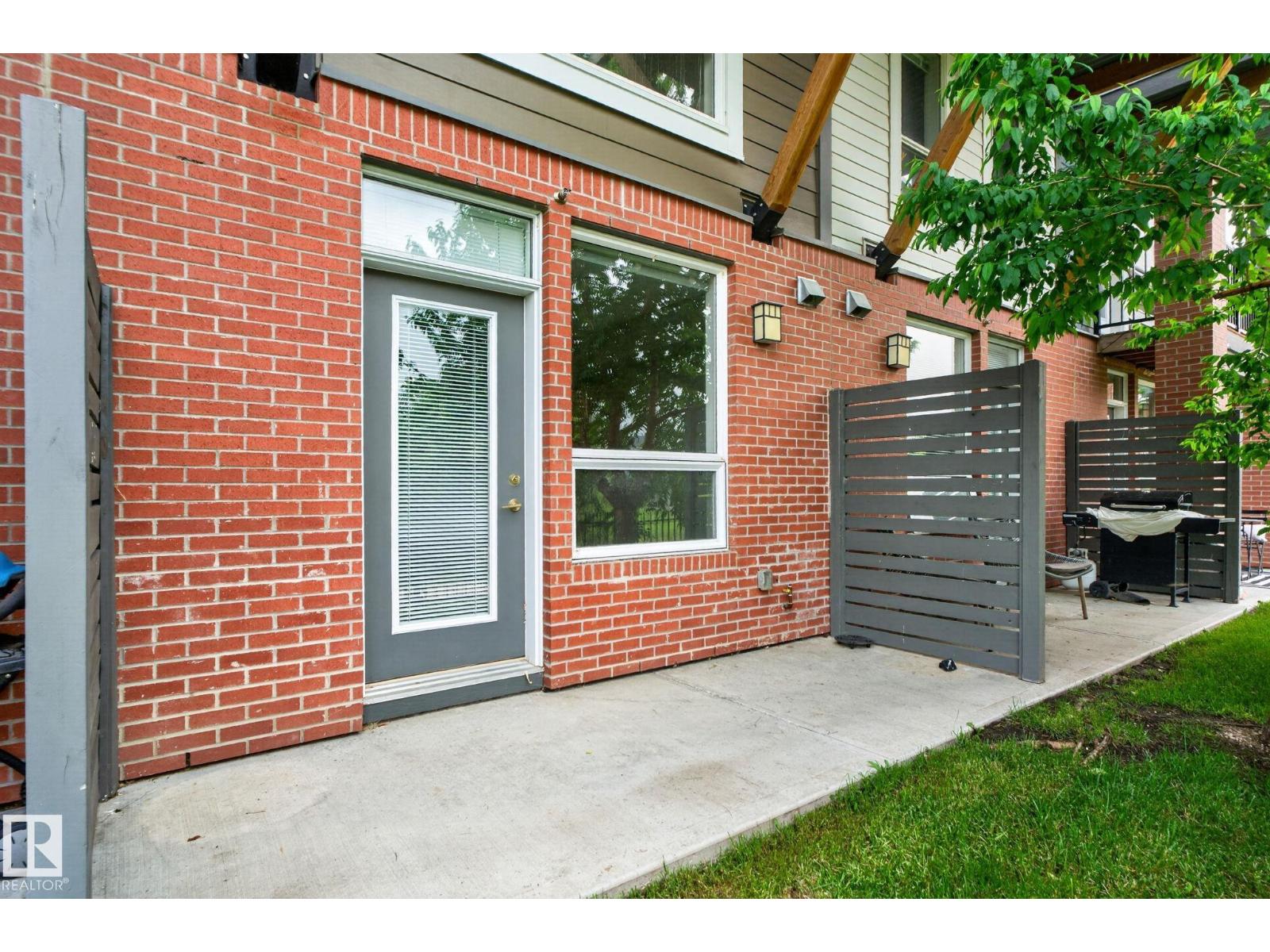#90 2560 Pegasus Bv Nw Property Photo 39