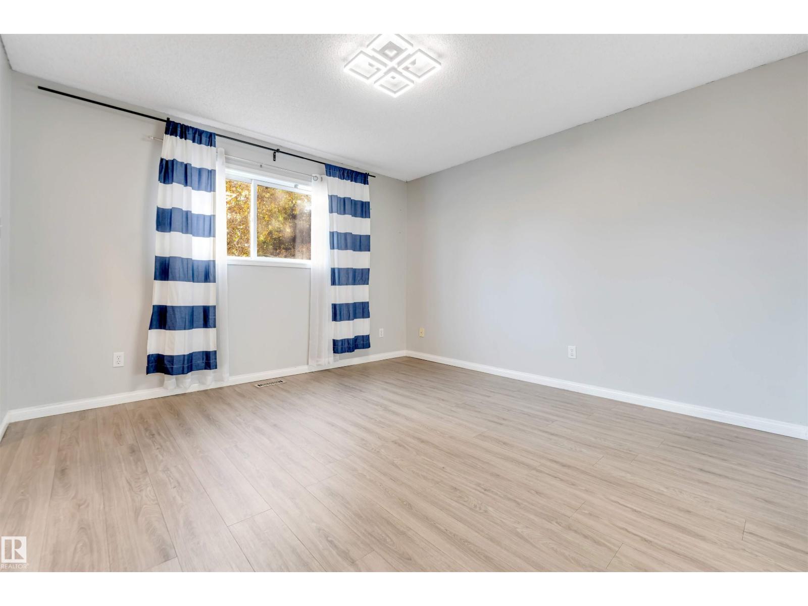 3940 33 St Nw Property Photo 25