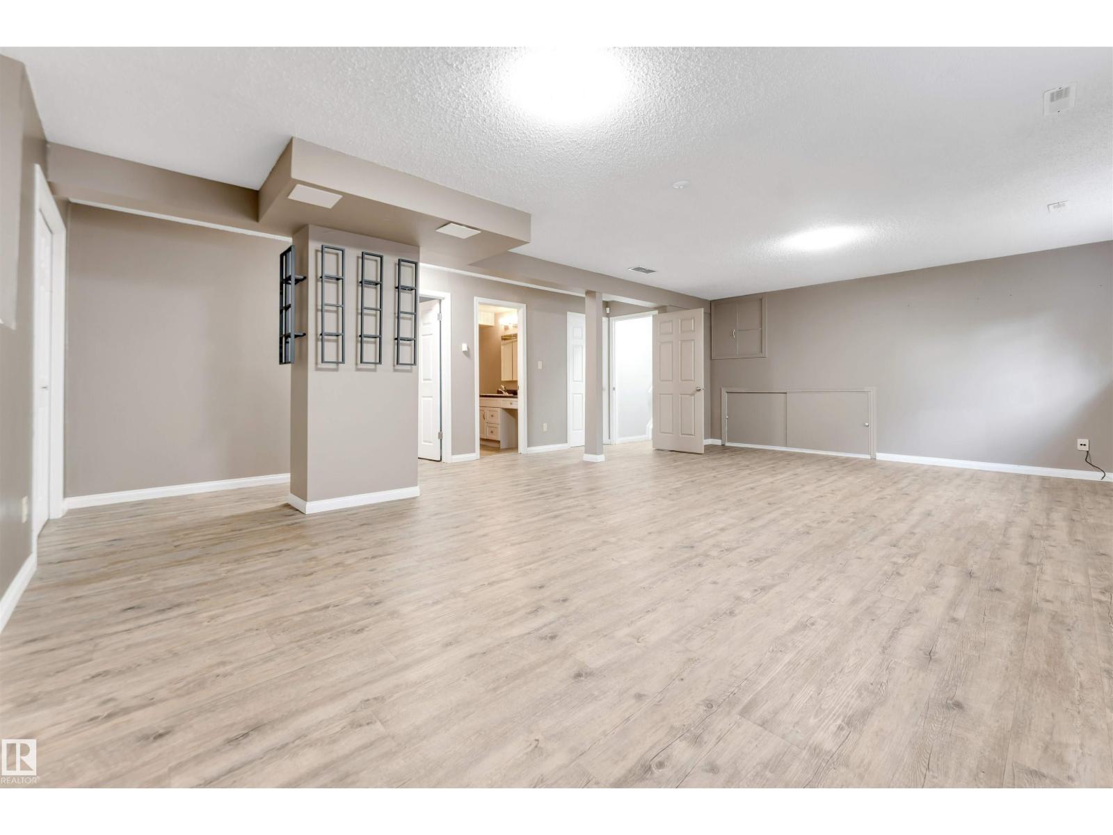 3940 33 St Nw Property Photo 34