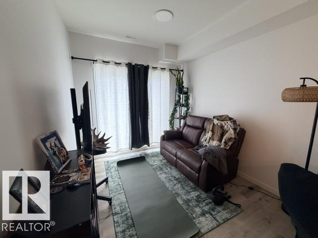 #102 860 Secord Bv Nw Property Photo 5