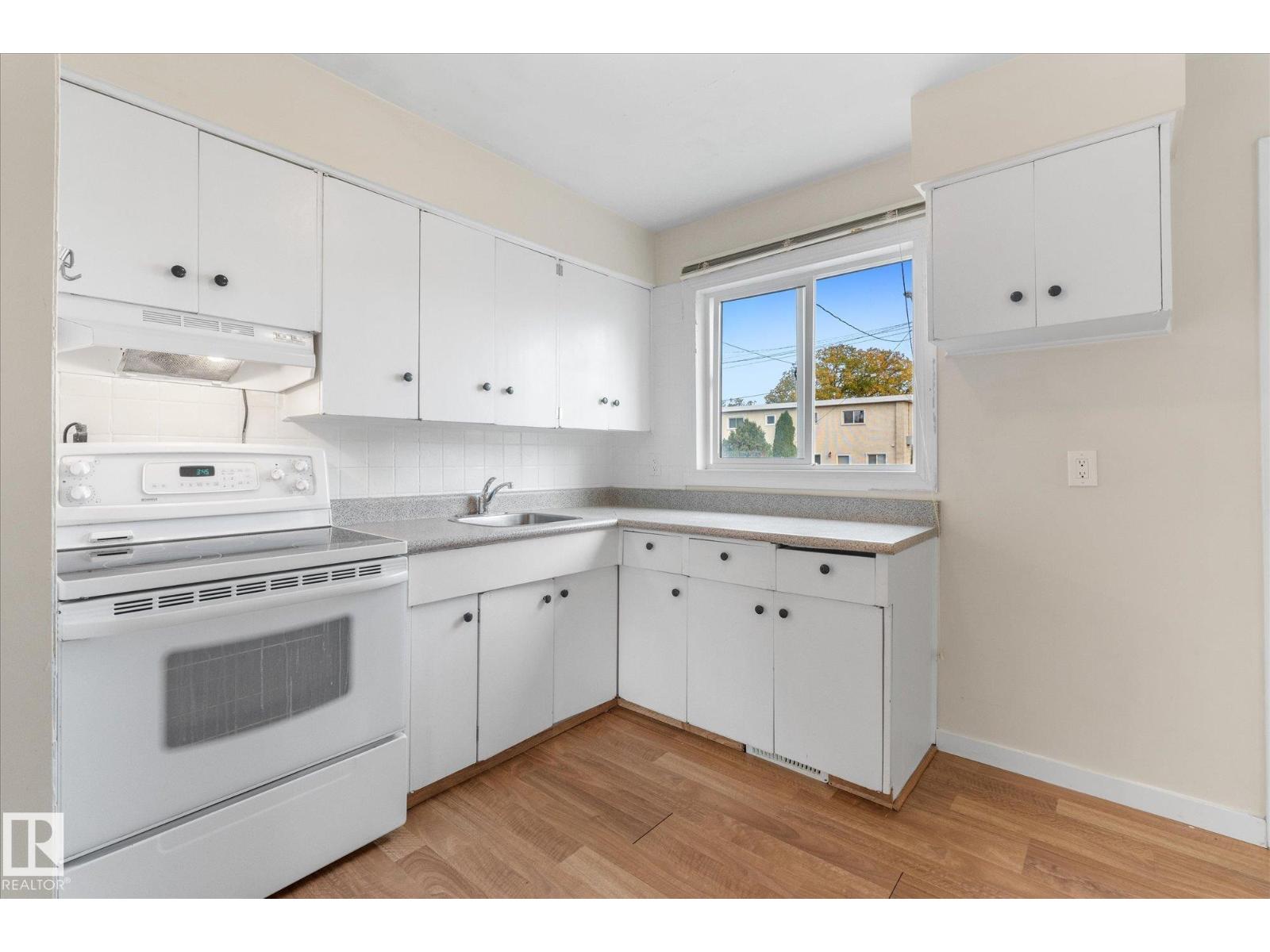 13307 89a St Nw Property Photo 12