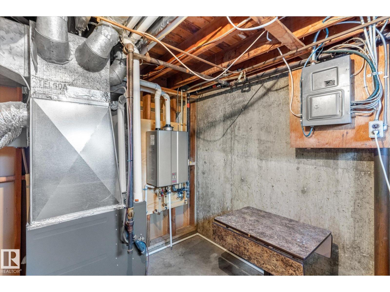 13307 89a St Nw Property Photo 27