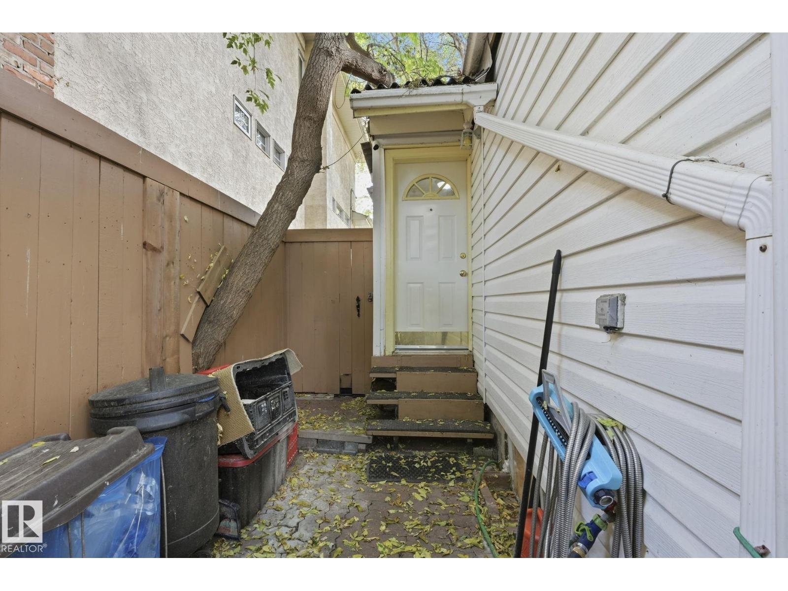 9628 100a St Nw Property Photo 22