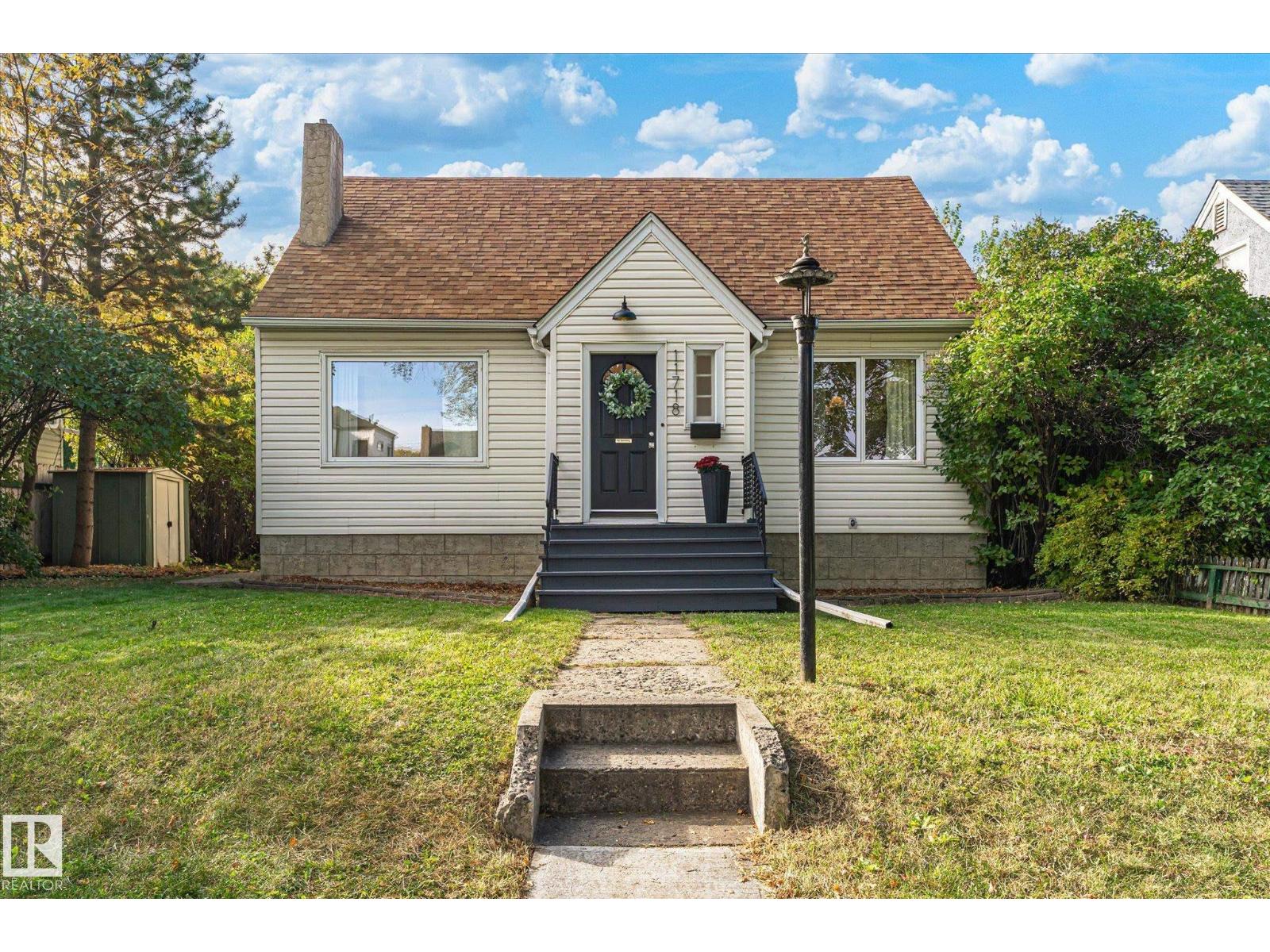 11718 129 St Nw Property Photo 1