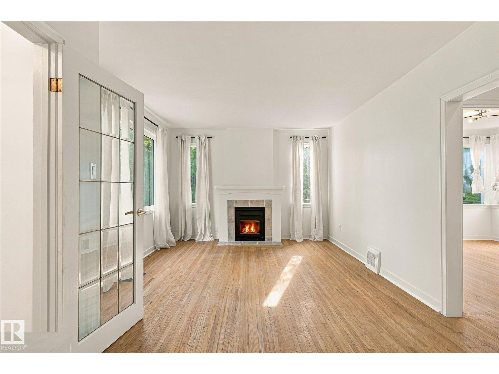 11718 129 St Nw Property Photo 6