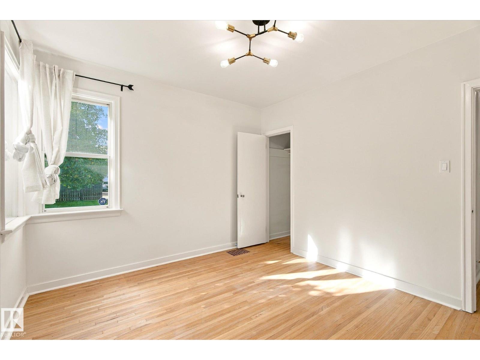 11718 129 St Nw Property Photo 15