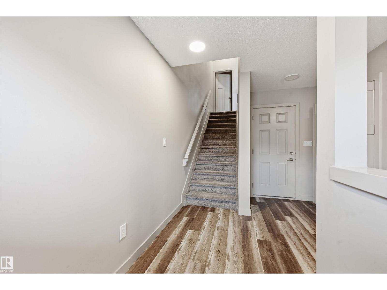 #5 17635 58 St Nw Nw Property Photo 7