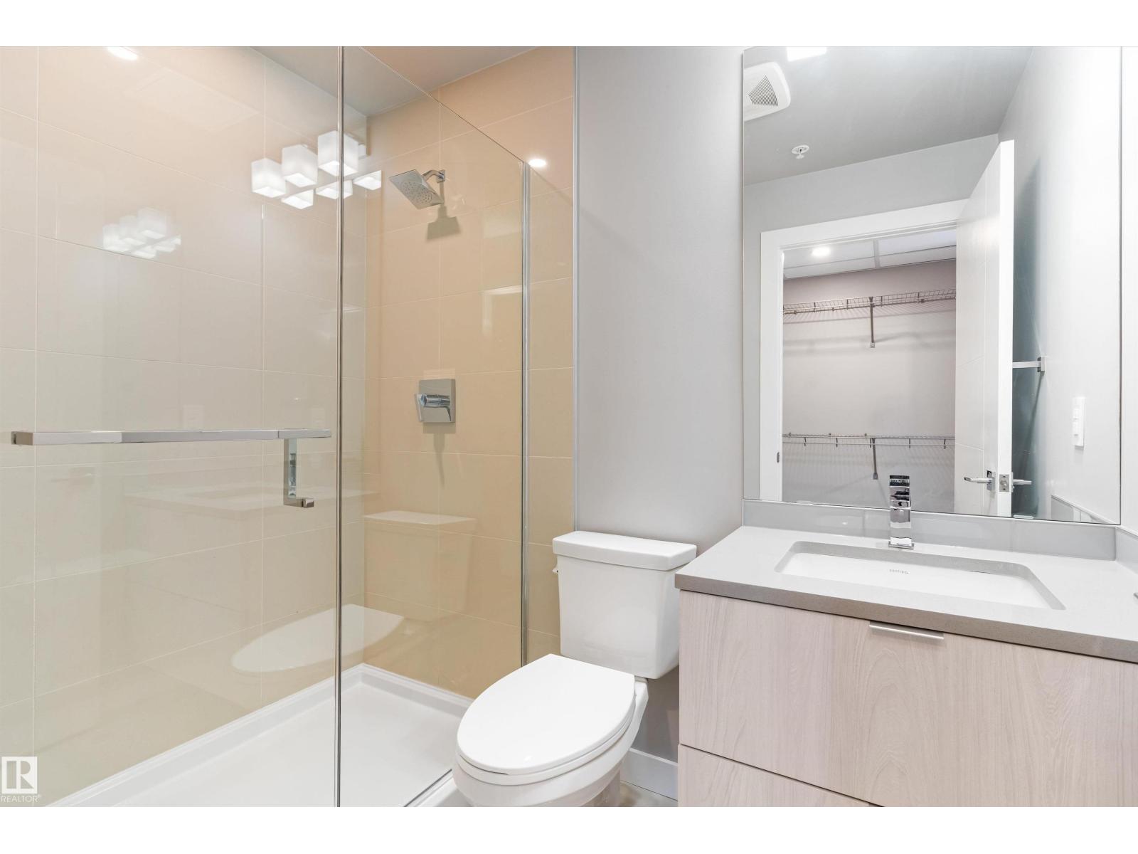 #702 10180 103 St Nw Property Photo 33