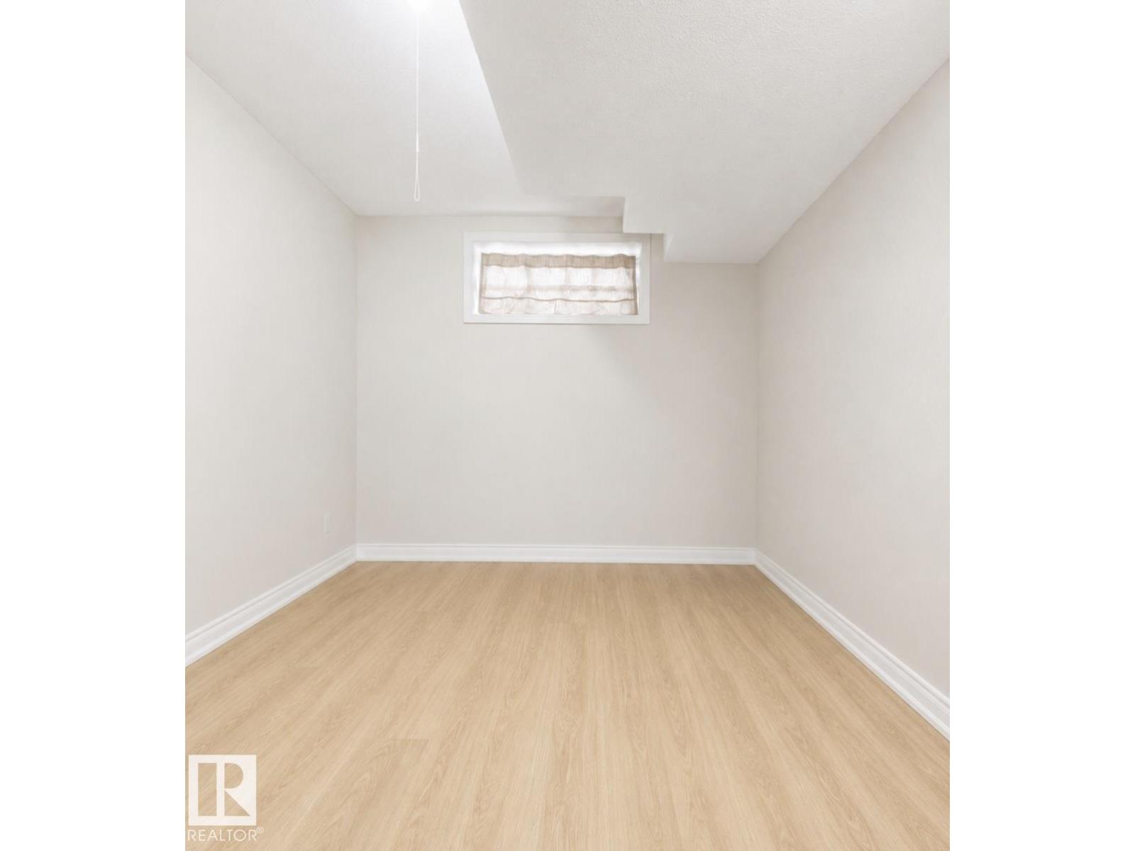 3236 27 Av Nw Property Photo 13