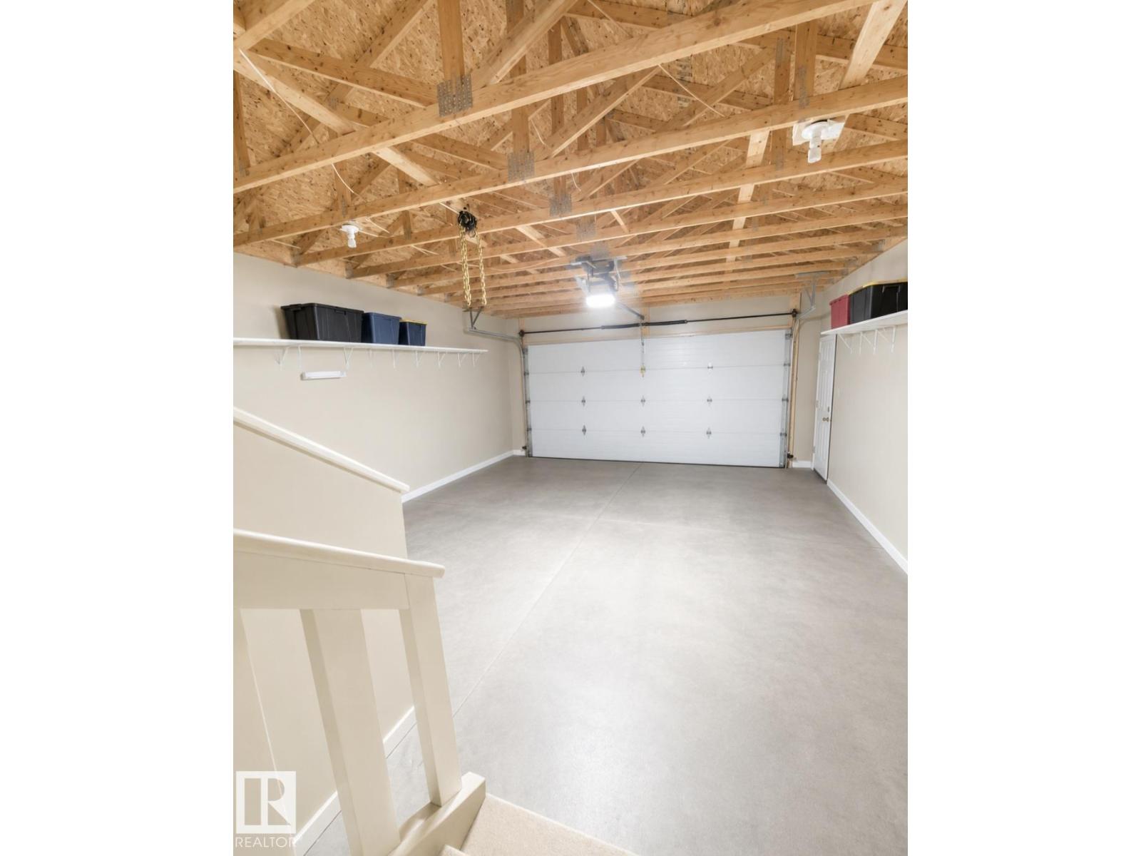 3236 27 Av Nw Property Photo 22
