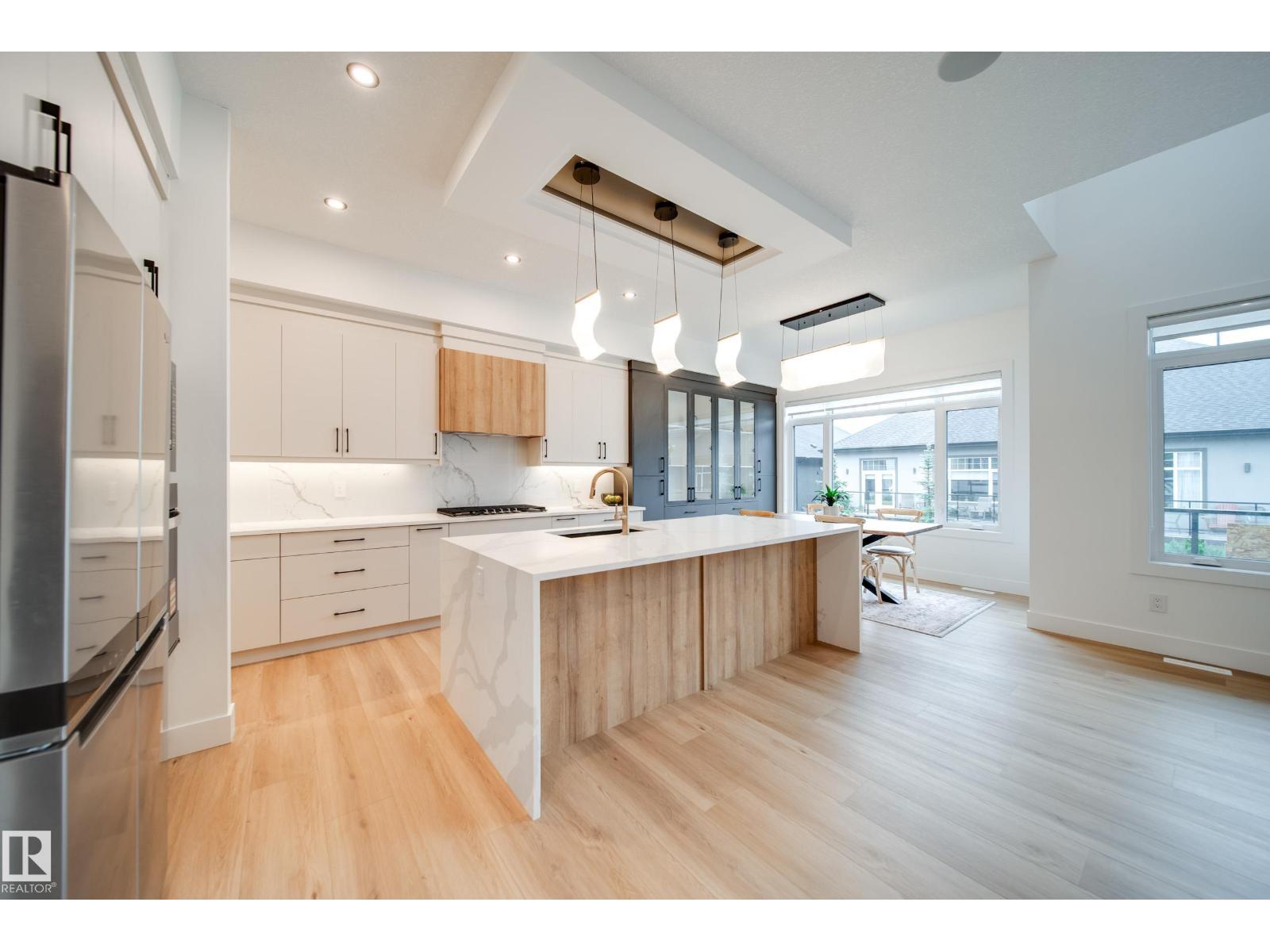 #42 20425 93 Av Nw Property Photo 18