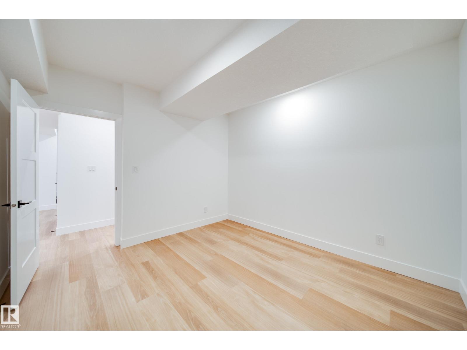 #42 20425 93 Av Nw Property Photo 51