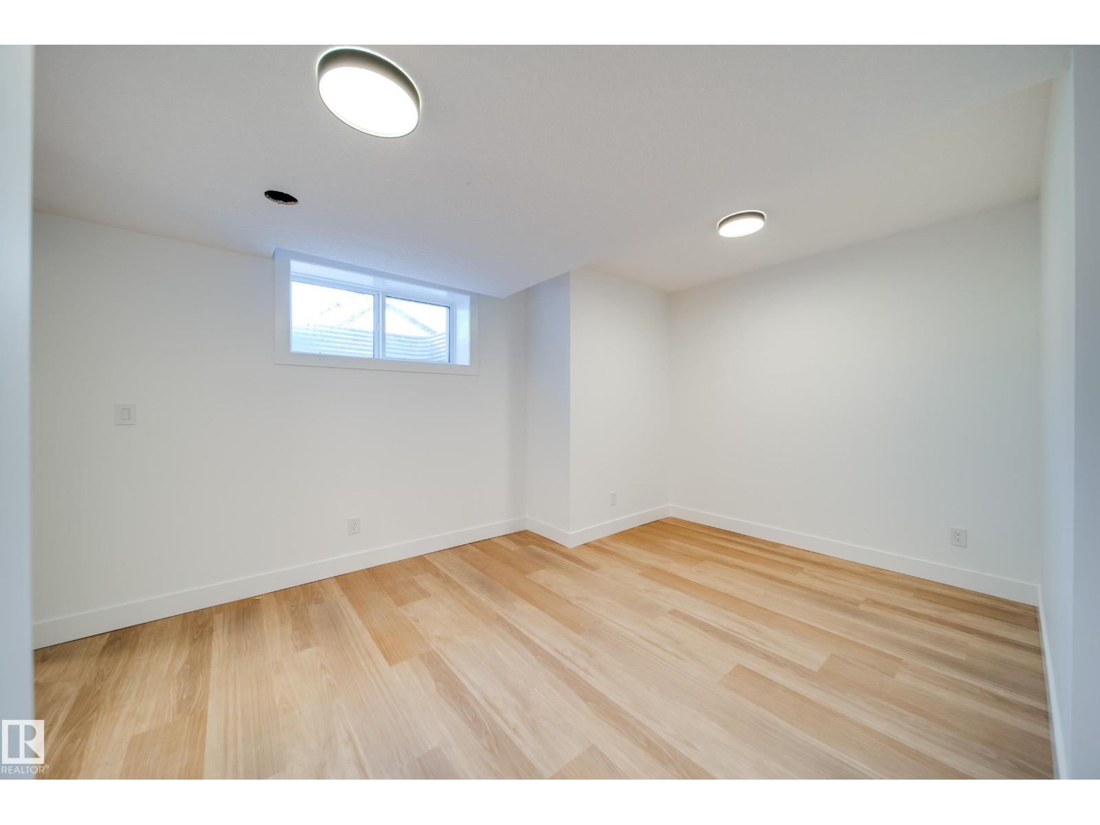 #42 20425 93 Av Nw Property Photo 59
