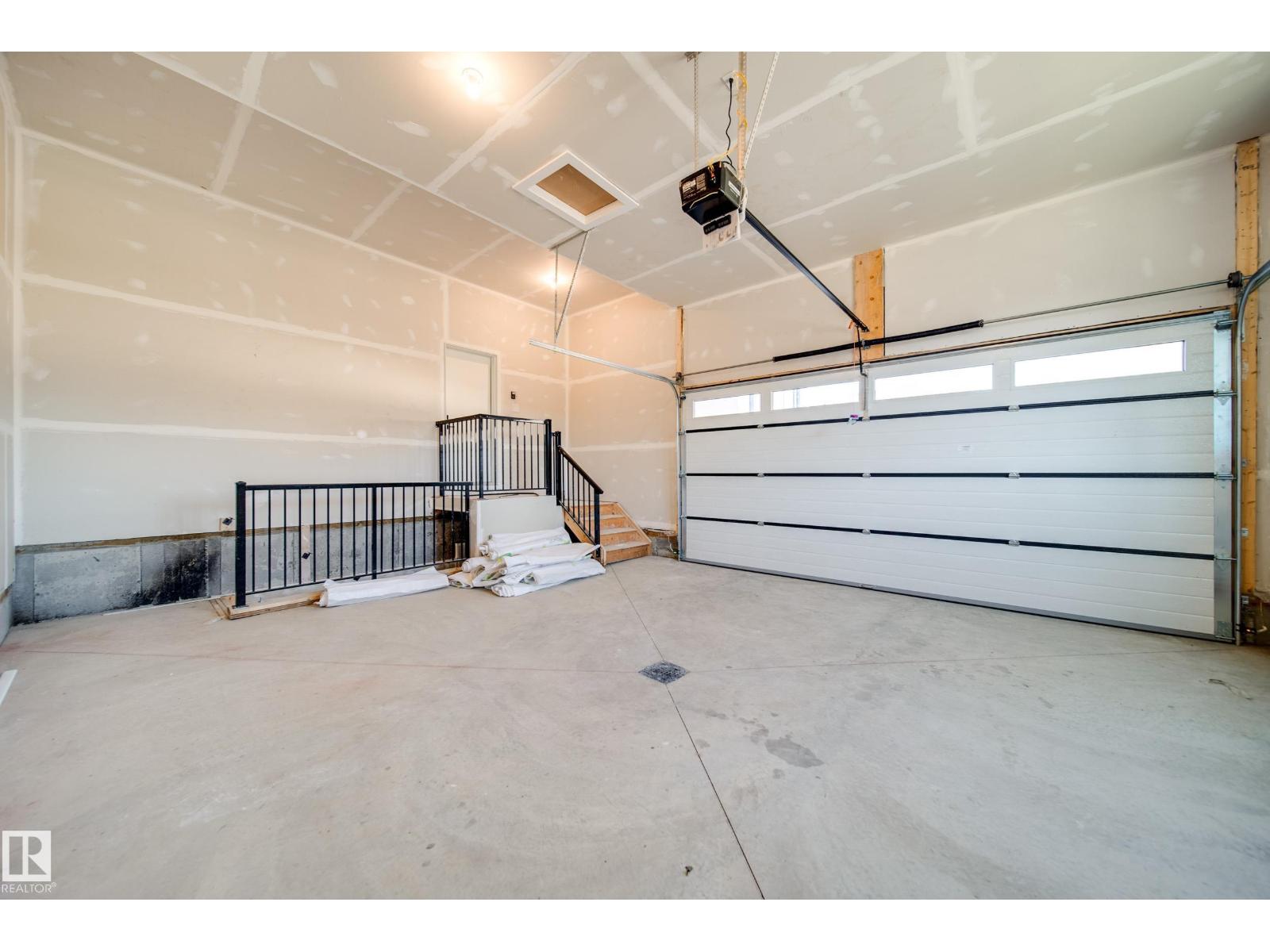 #42 20425 93 Av Nw Property Photo 64