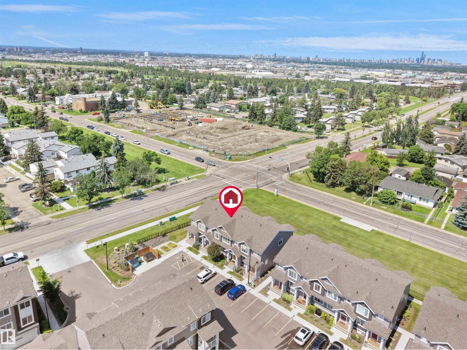 #30 4137 76 St Nw Property Photo 5