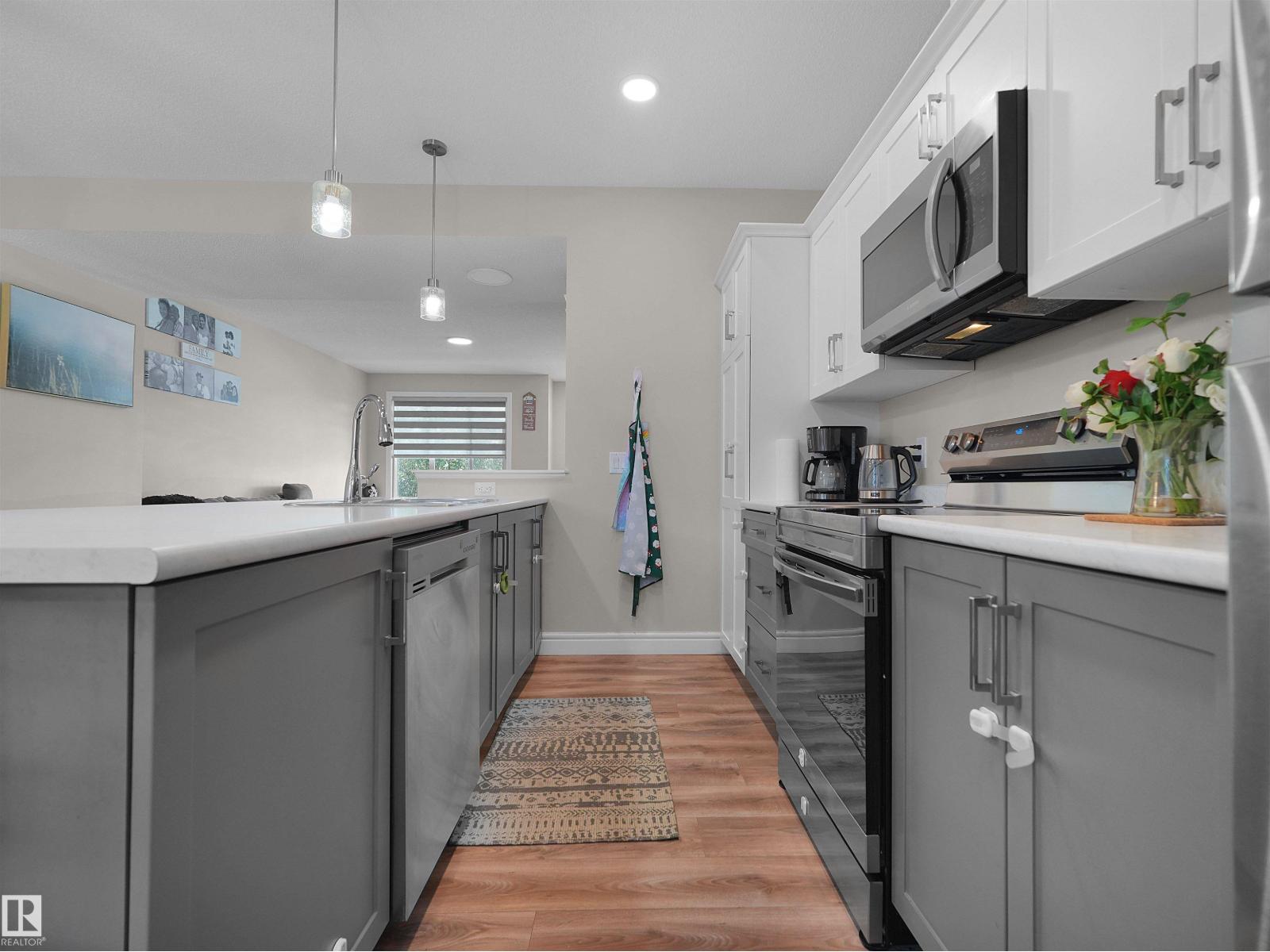 #30 4137 76 St Nw Property Photo 22