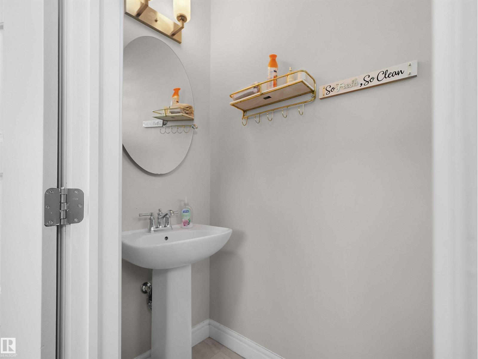 #30 4137 76 St Nw Property Photo 25